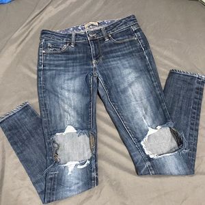 Paige distressed skinny jeans Size 27
